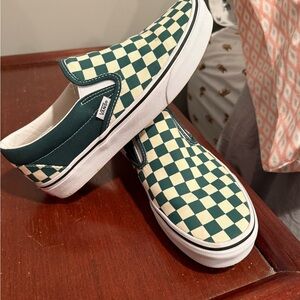 Vans Checkered Slip-On Shoes - Green and White Womens 8.5